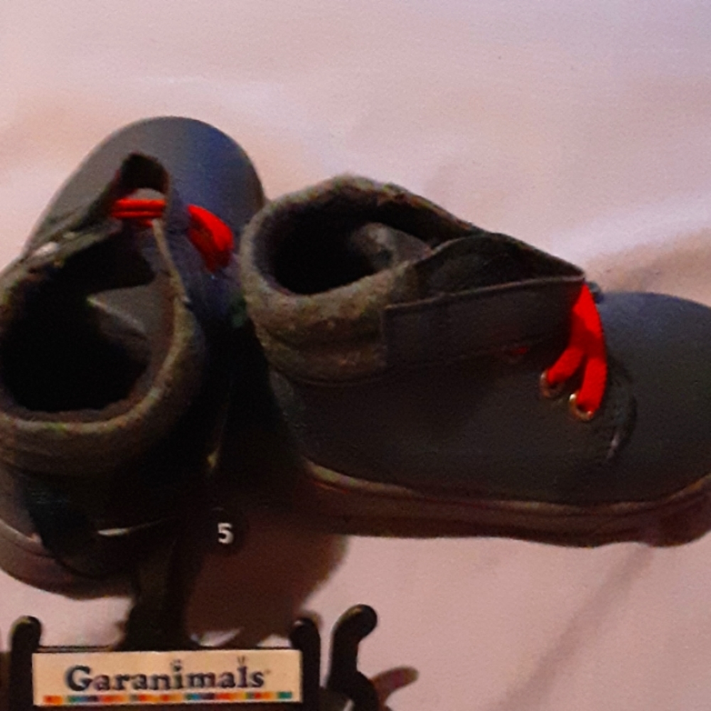 Garanimals boys hiking boot